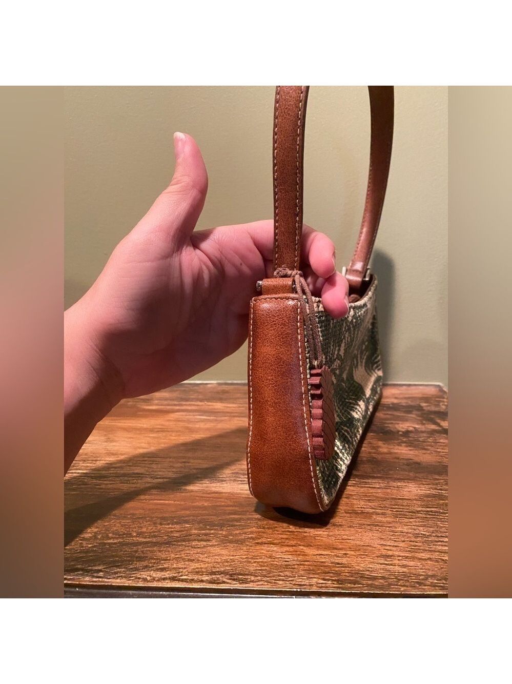 Liz Claiborne Palm Tree Bag - Picture 9 of 9